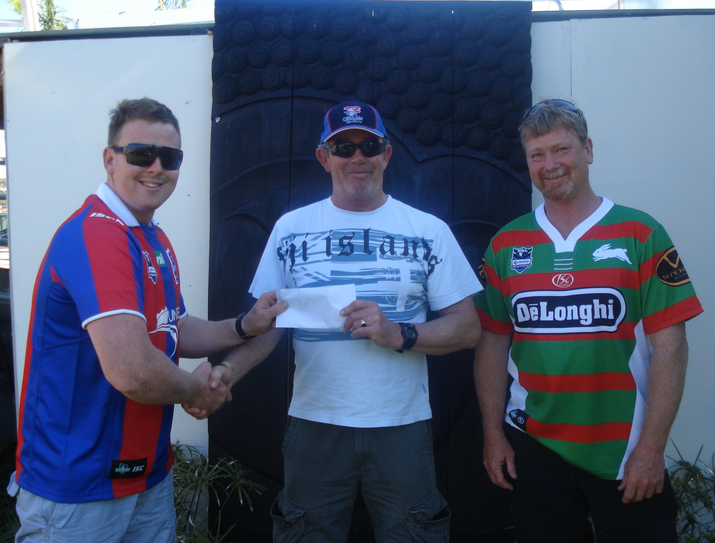 Buildingwise NRL Footy Tipping Comp Winner Dave Grubb presented with cash prize